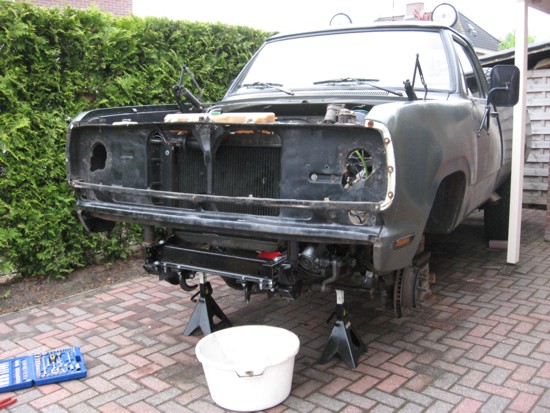 Dodge W200 project facelift voorkant opknappen